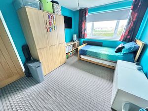 Glen Road Great Sutton